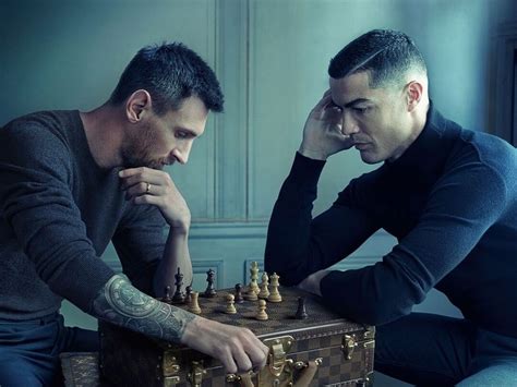 ronaldo and messi chess photo.